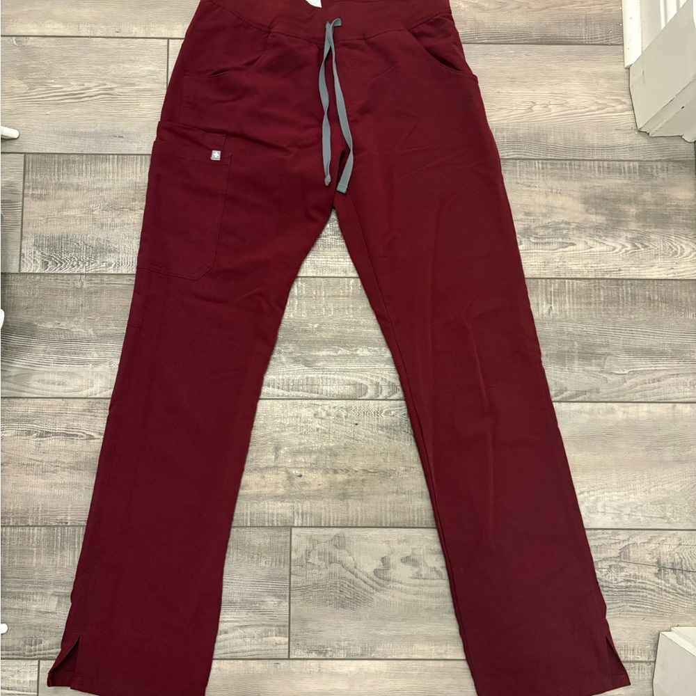 Figs Red Sweatpants Joggers